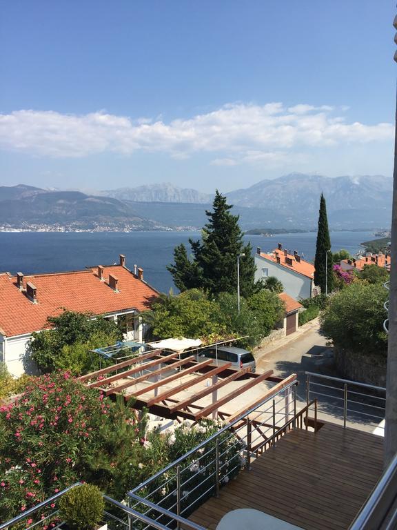 Apartment 365 Tivat Buitenkant foto