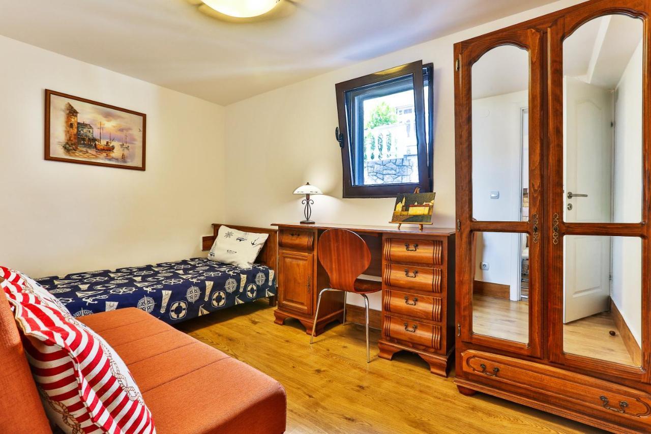 Apartment 365 Tivat Buitenkant foto